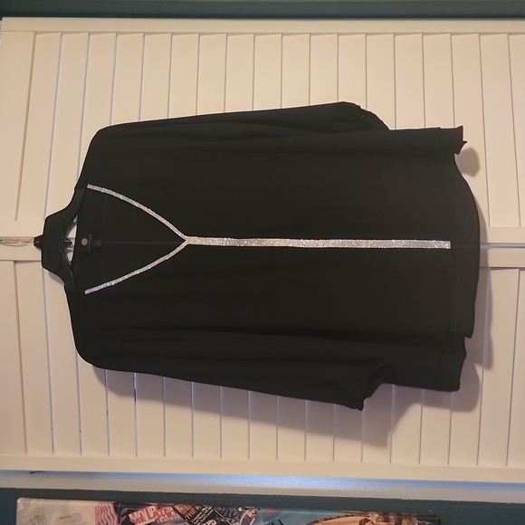 JM Collection black and silver top - Picture 1 of 7